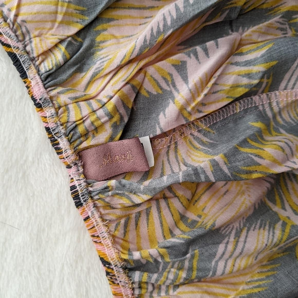 Maaji Crop Top Sleeveless Azahar Clouds Palm Floral Print Swing Style M NWT - Picture 13 of 16